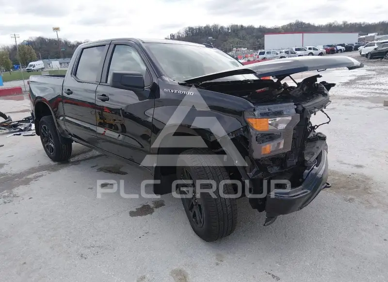 2026 Chevrolet Silverado photo