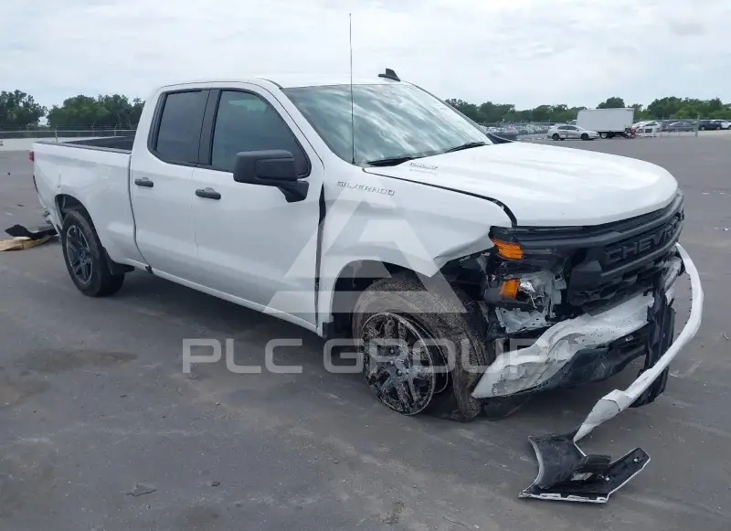 2026 Chevrolet Silverado photo