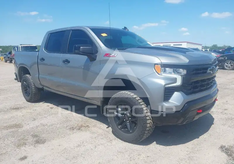 2026 Chevrolet Silverado photo