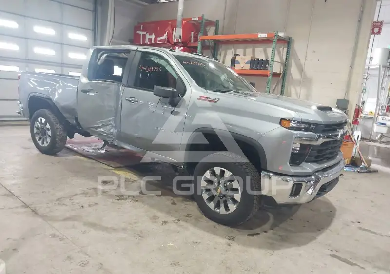 2026 Chevrolet Silverado фото