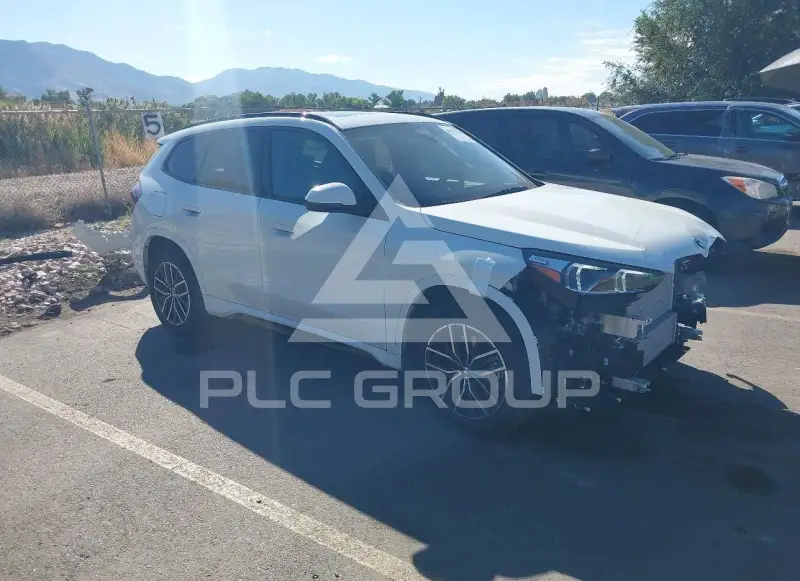 2026 BMW X1 фото