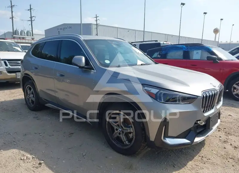 2026 BMW X1 фото