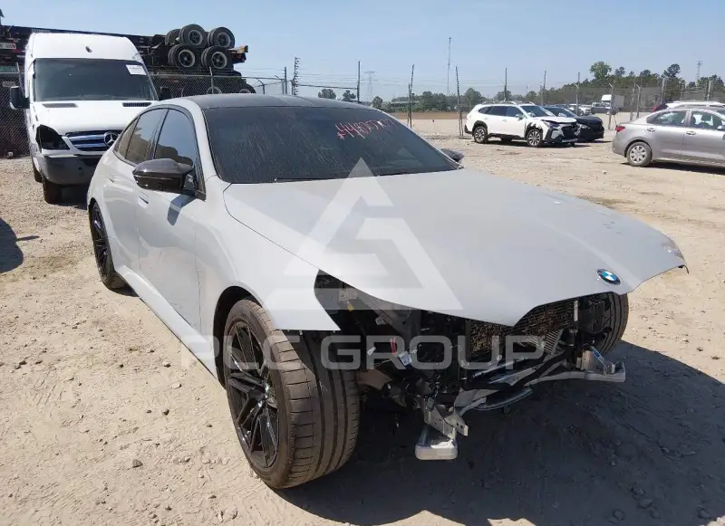 2026 BMW M5 фото