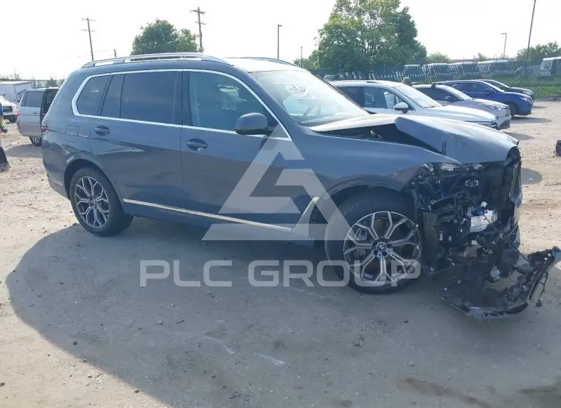 2026 BMW X7 photo