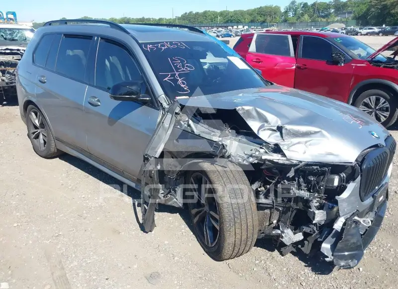 2026 BMW X7 фото