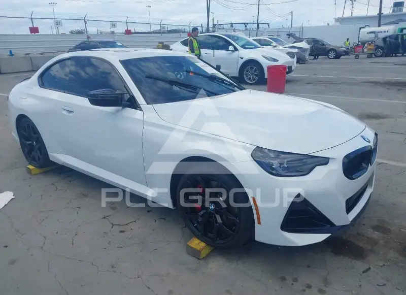 2026 BMW M240 фото
