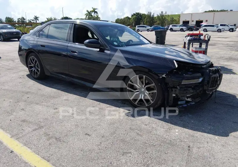 2026 BMW 740 фото