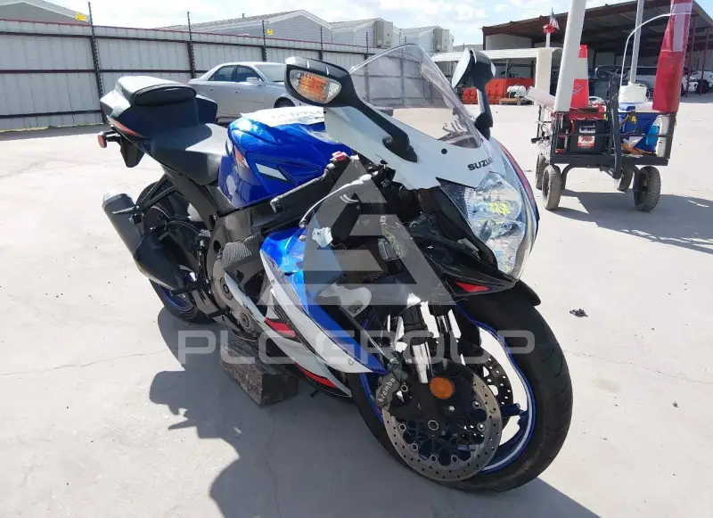 2026 Suzuki GSX-R600 фото