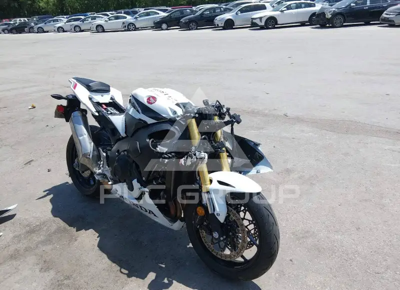 2026 Honda CBR1000 photo