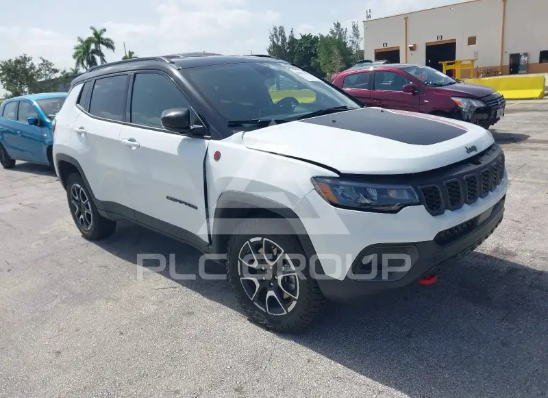 2026 Jeep COMPASS фото