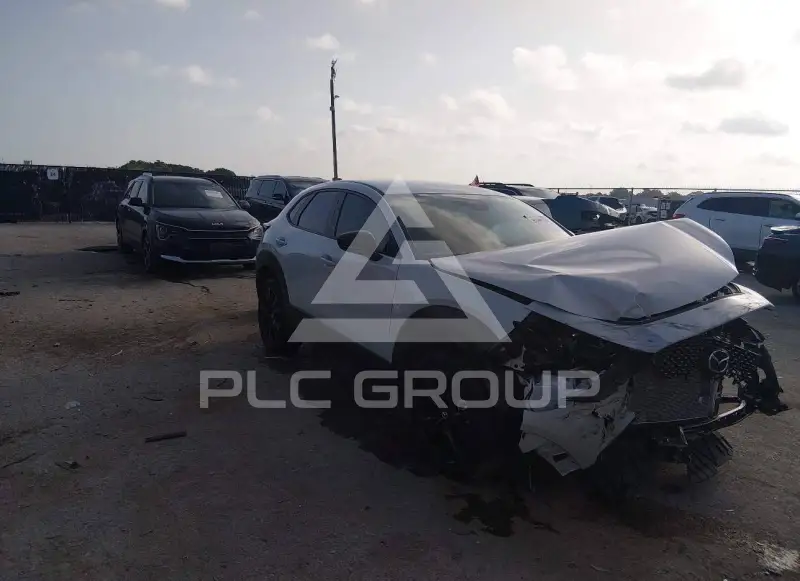 2026 Mazda CX-30 фото
