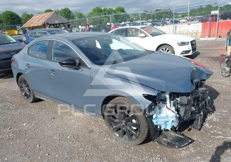 2026 Mazda 3 photo