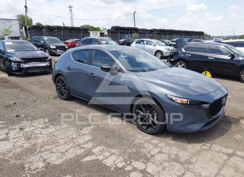 2026 Mazda 3 photo