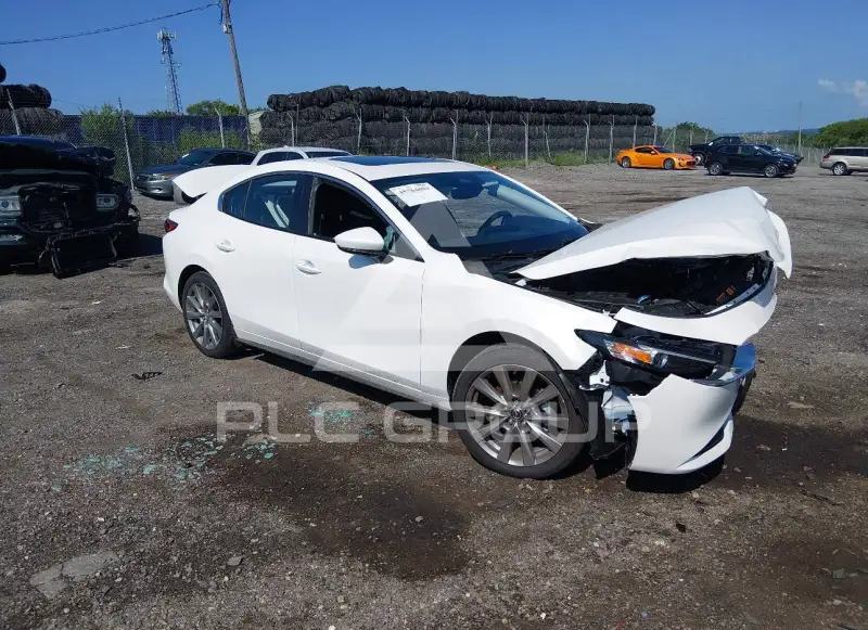 2026 Mazda 3 фото