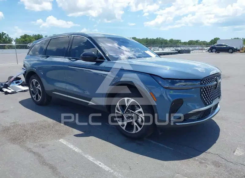 2026 Lincoln NAUTILUS photo