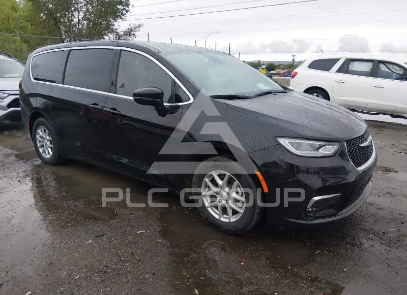 2026 Chrysler PACIFICA photo
