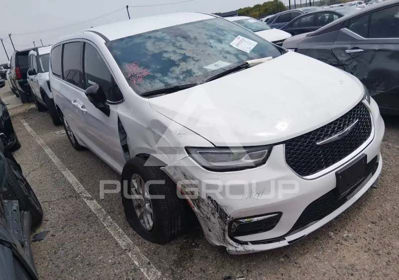 2026 Chrysler PACIFICA photo