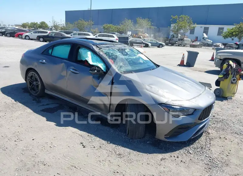2026 Mercedes Benz CLA 35 AMG фото