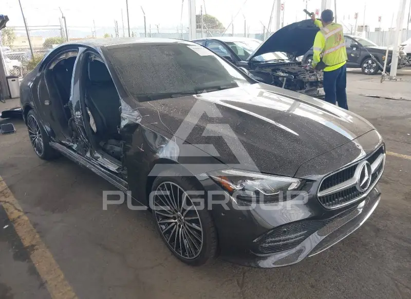 2026 Mercedes Benz C 300 фото