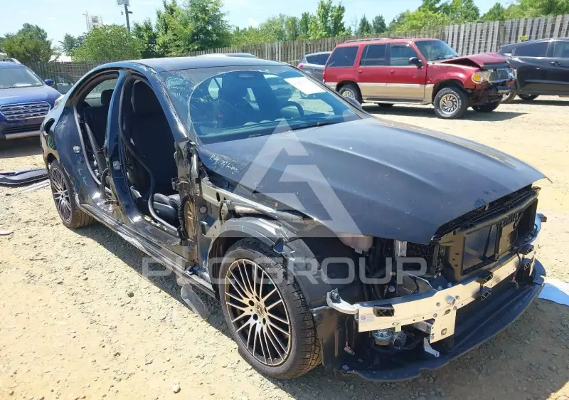 2026 Mercedes Benz C 300 фото