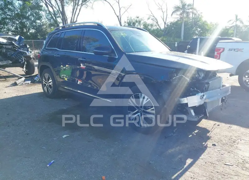 2026 Mercedes Benz GLB 250 фото