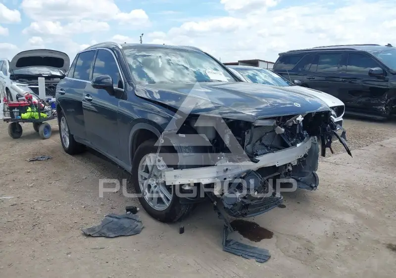 2026 Mercedes Benz GLC 300 фото