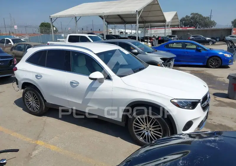 2026 Mercedes Benz GLC 300 фото
