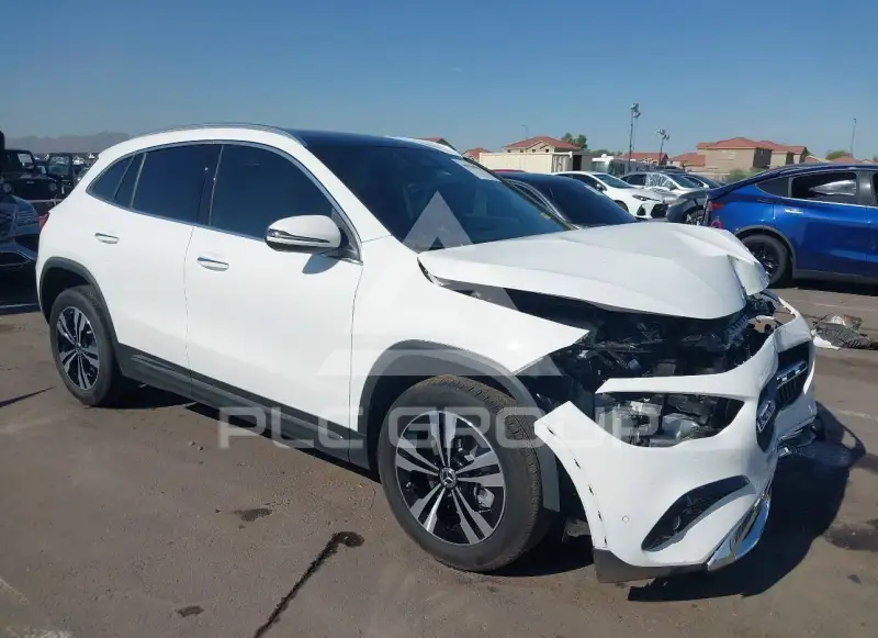 2026 Mercedes Benz GLA 250 фото