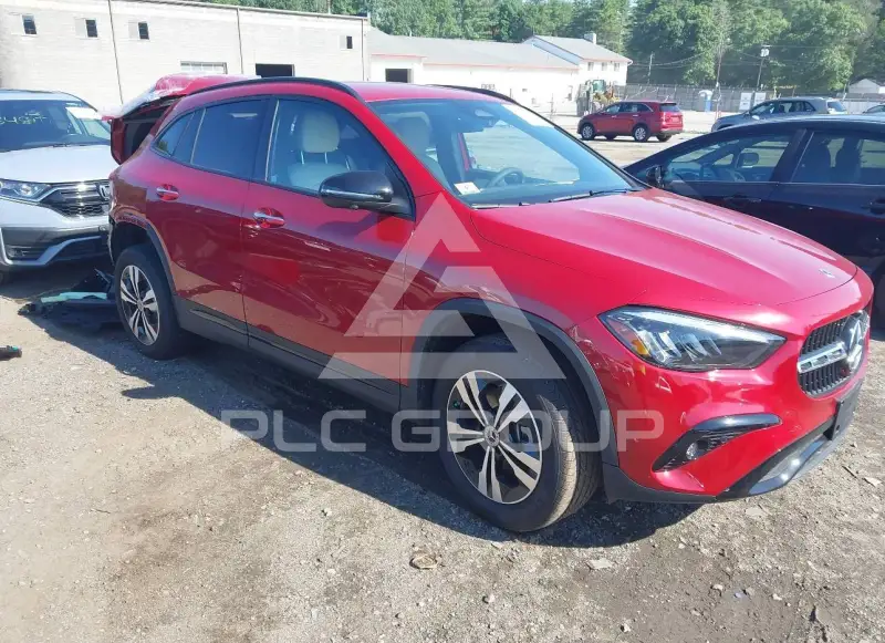 2026 Mercedes Benz GLA 250 фото