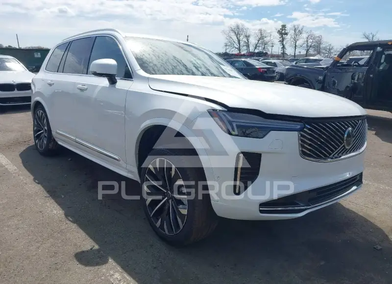 2026 Volvo XC90 фото