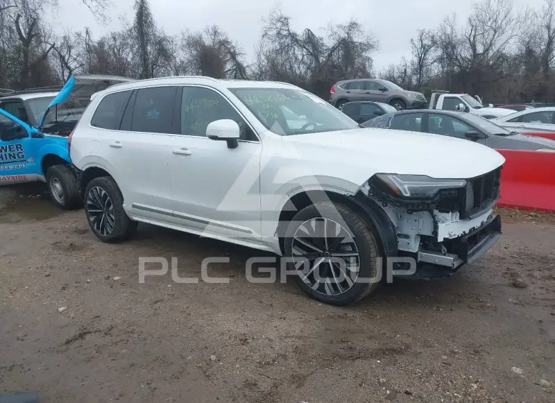 2026 Volvo XC90 photo