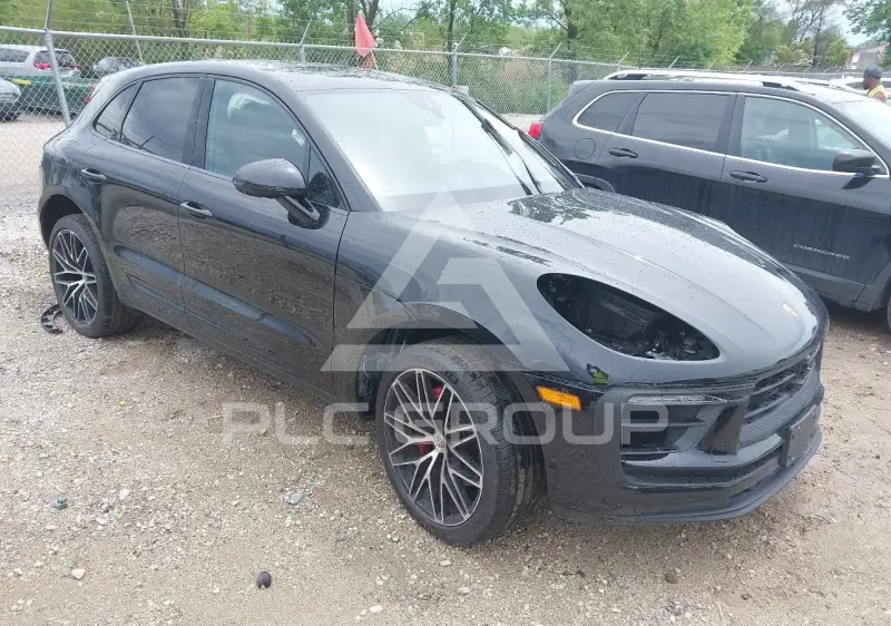 2026 Porsche MACAN photo