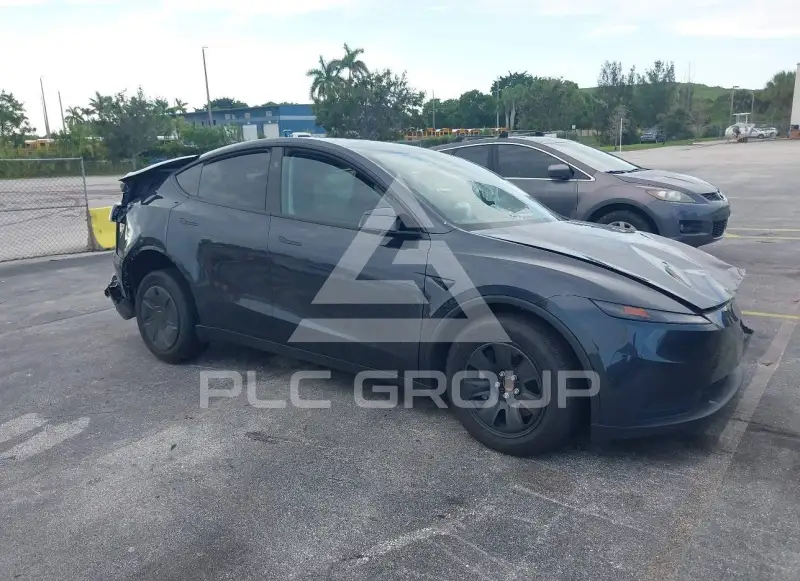 2026 Tesla Model Y фото