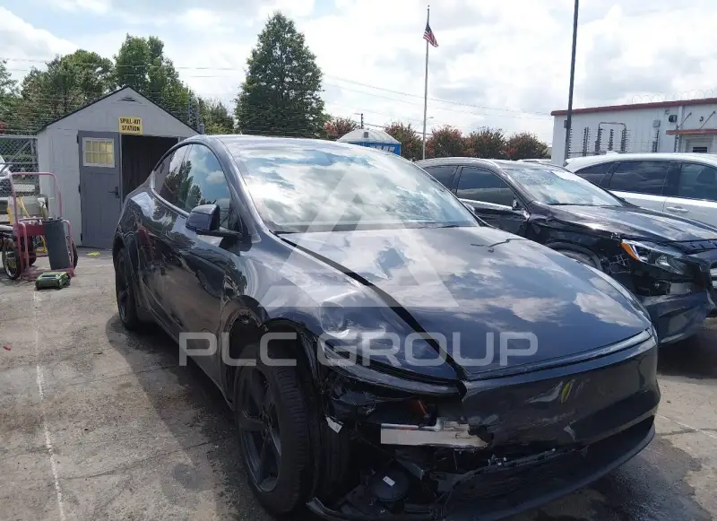2026 Tesla Model Y photo