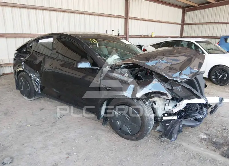2026 Tesla Model Y photo