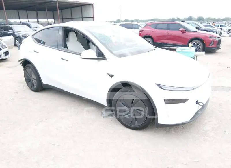 2026 Tesla Model Y фото