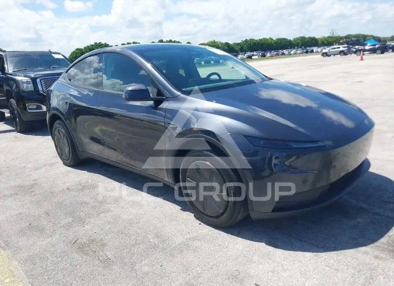 2026 Tesla Model Y фото