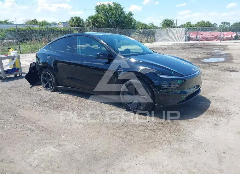 2026 Tesla Model Y фото