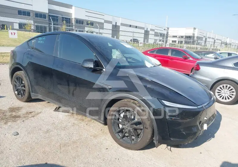 2026 Tesla Model Y фото