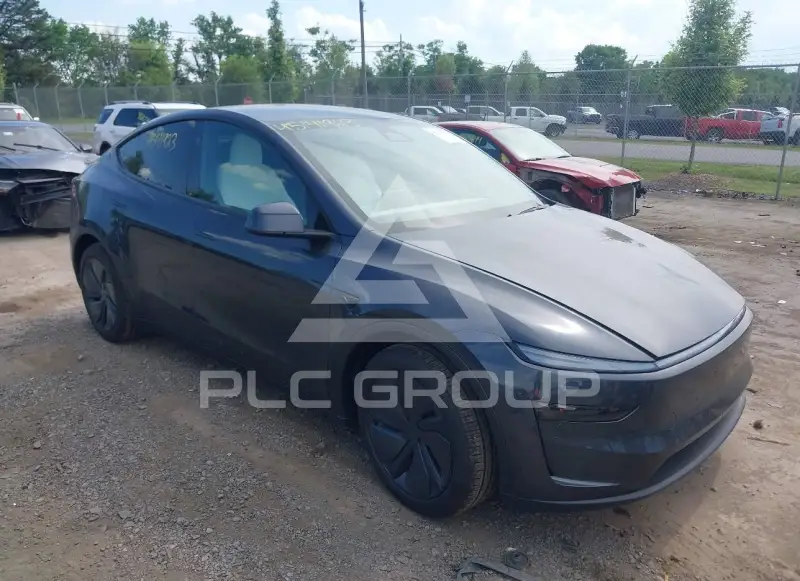 2026 Tesla Model Y фото