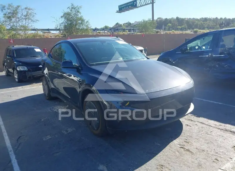 2026 Tesla Model Y фото