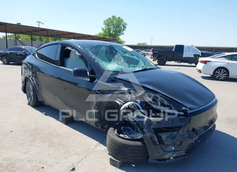 2026 Tesla Model Y photo