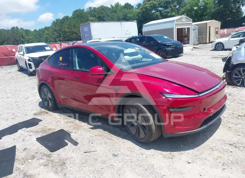 2026 Tesla Model Y фото