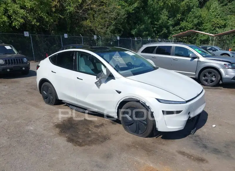 2026 Tesla Model Y фото
