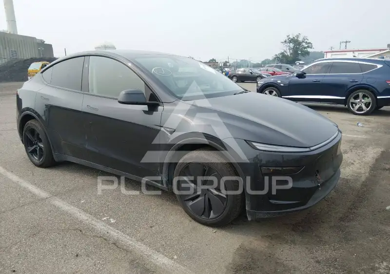 2026 Tesla Model Y фото