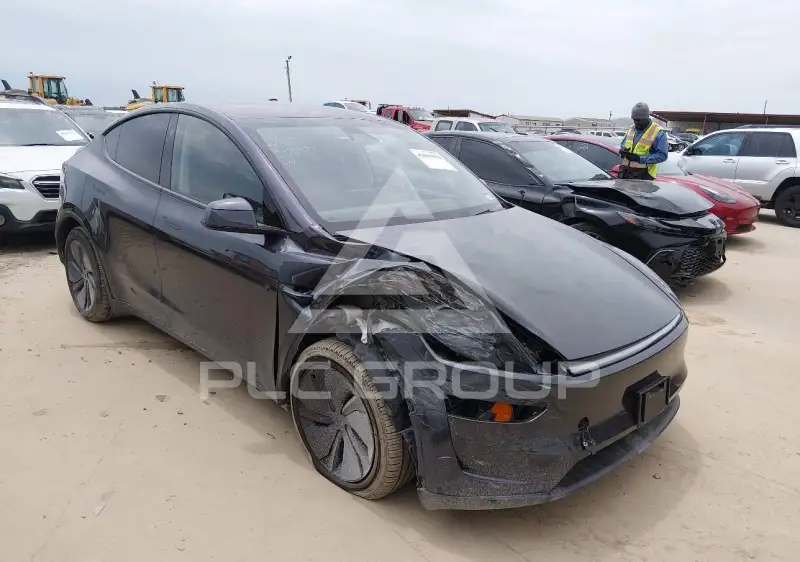 2026 Tesla Model Y photo