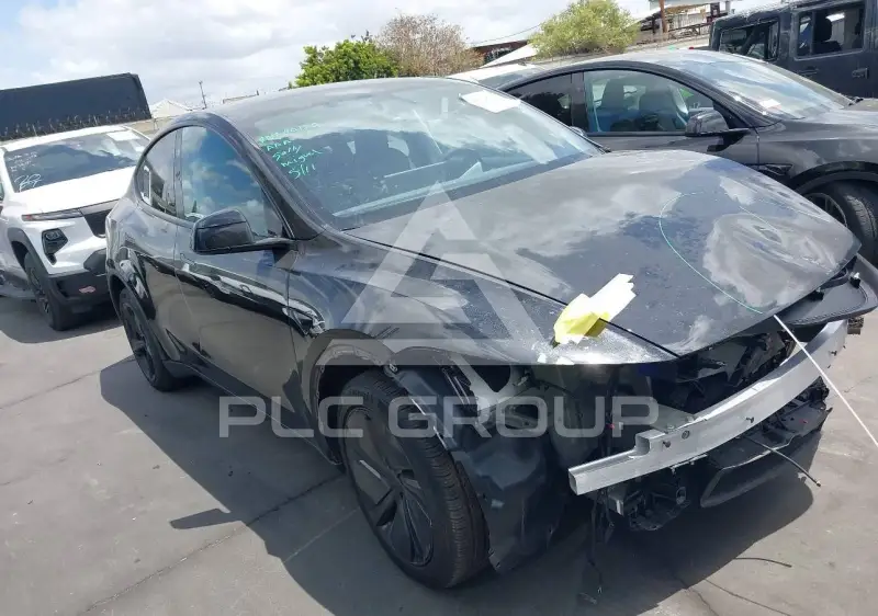 2026 Tesla Model Y фото