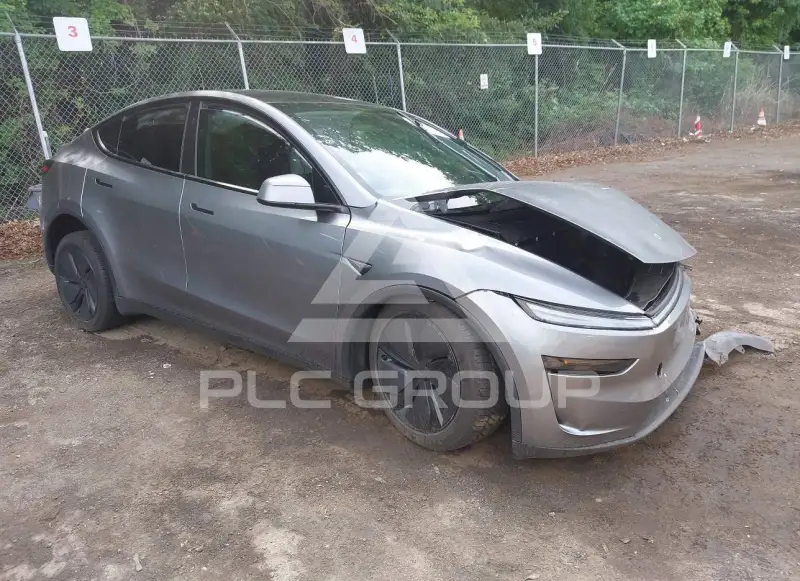 2026 Tesla Model Y фото