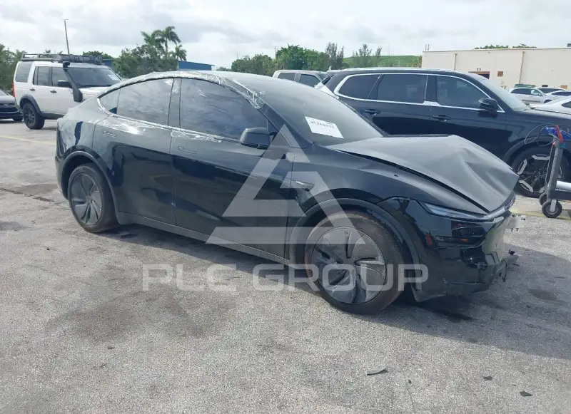 2026 Tesla Model Y фото