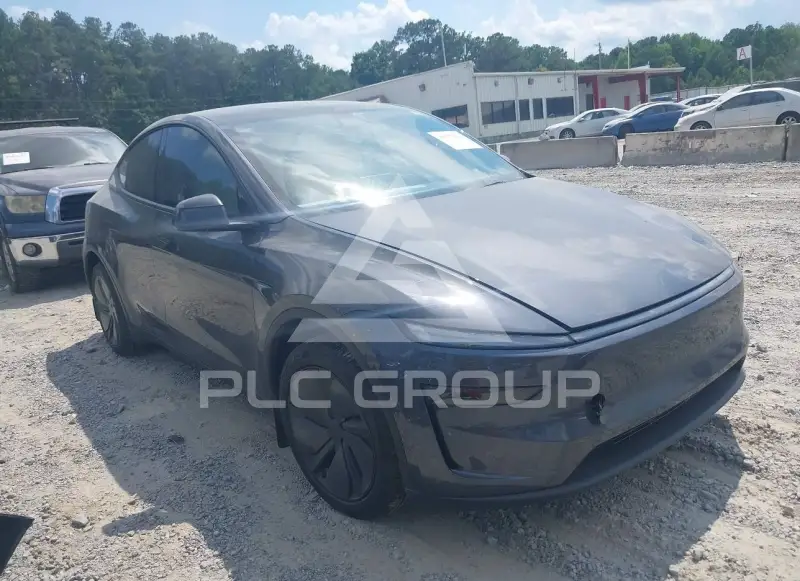 2026 Tesla Model Y фото